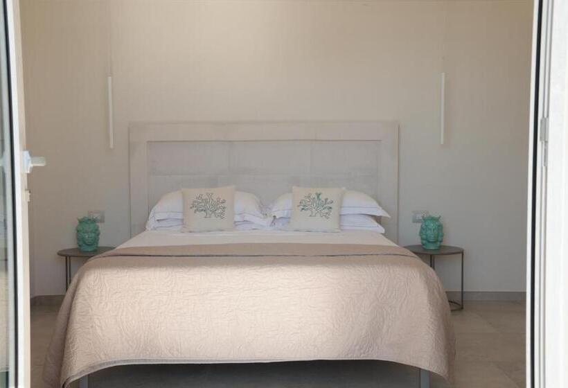 Номер Deluxe с Балконом, Coralli Del Plemmirio