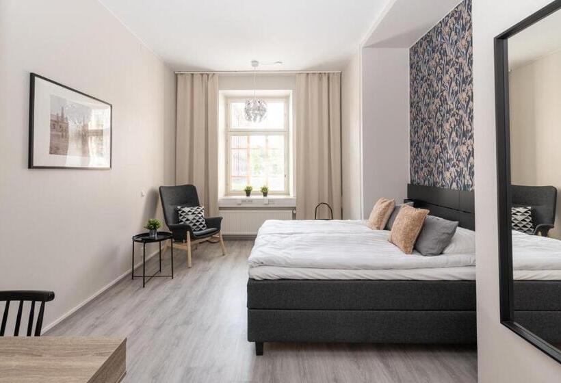 غرفة قياسية, Li Rakuuna