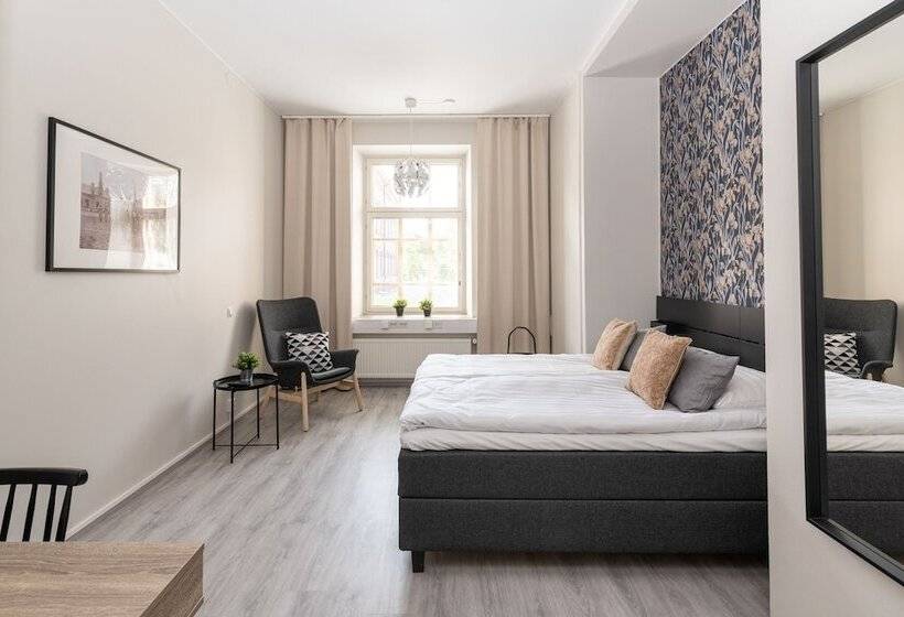 غرفة قياسية, Li Rakuuna