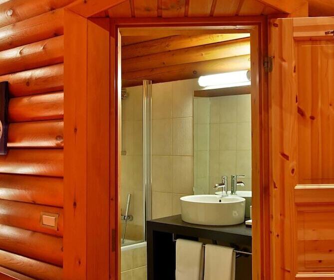 کلبه ییلاقی, Kedros Village