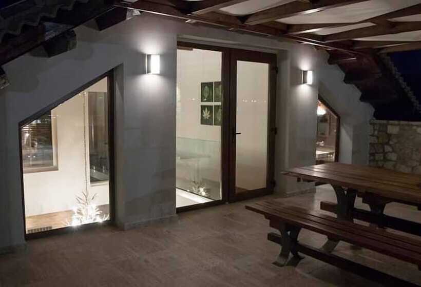 جناح 3 غرف نوم, Vintage Suites Trikala