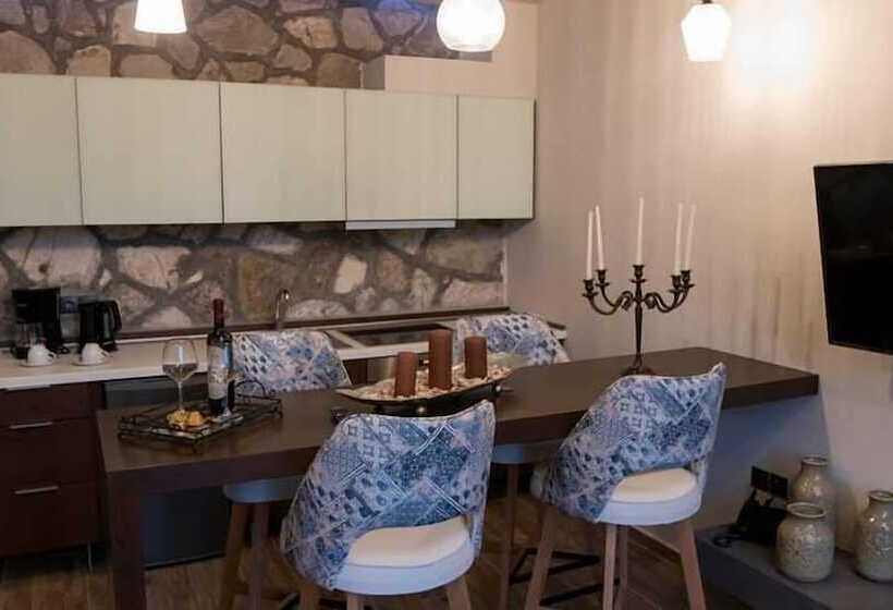 جناح ديلوكس, Vintage Suites Trikala
