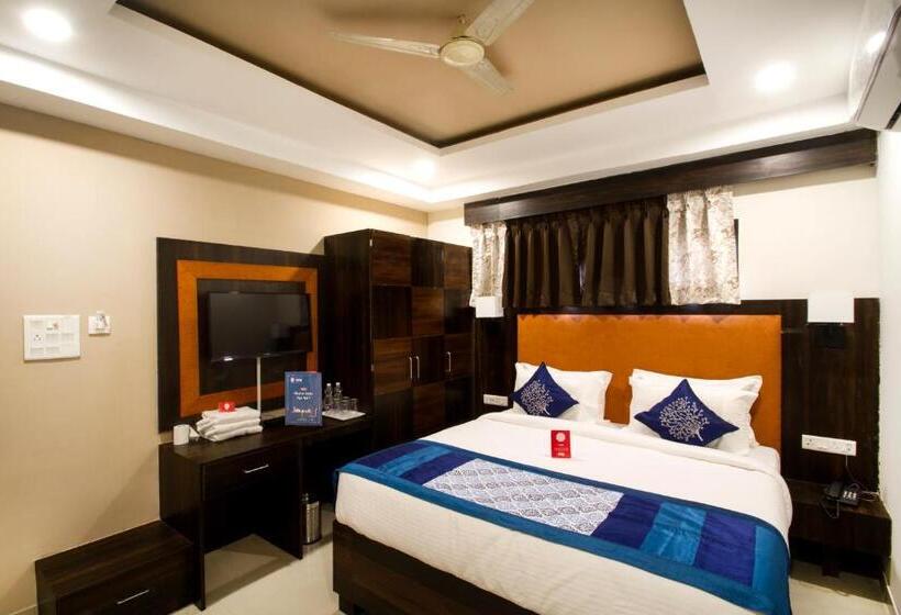 اتاق کلاسیک سه تخته, Collection O Park Heights Banjara Hills Near Gvk One Mall