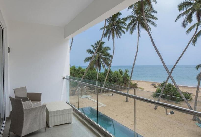 海景豪华三人间, Serendivi Resort Villa