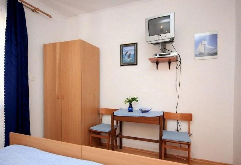 オーシャンビュースタンダードルームバルコニー付き, Villa Ro Ela