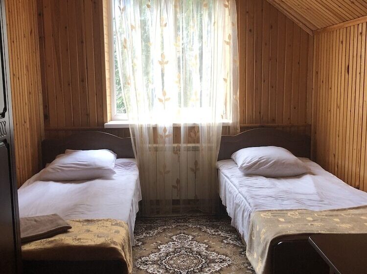 חדר סטנדרט לארבעה, Versal