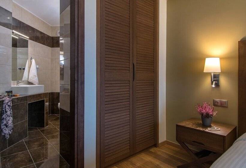 غرفة ديلوكس ثلاثية, La Suite Boutique Hotel & Spa