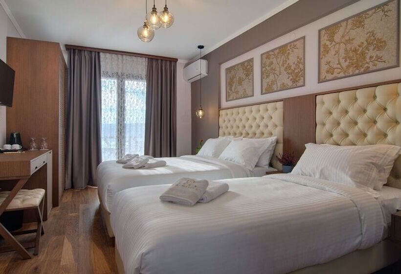 חדר דלוקס לשלושה, La Suite Boutique Hotel & Spa