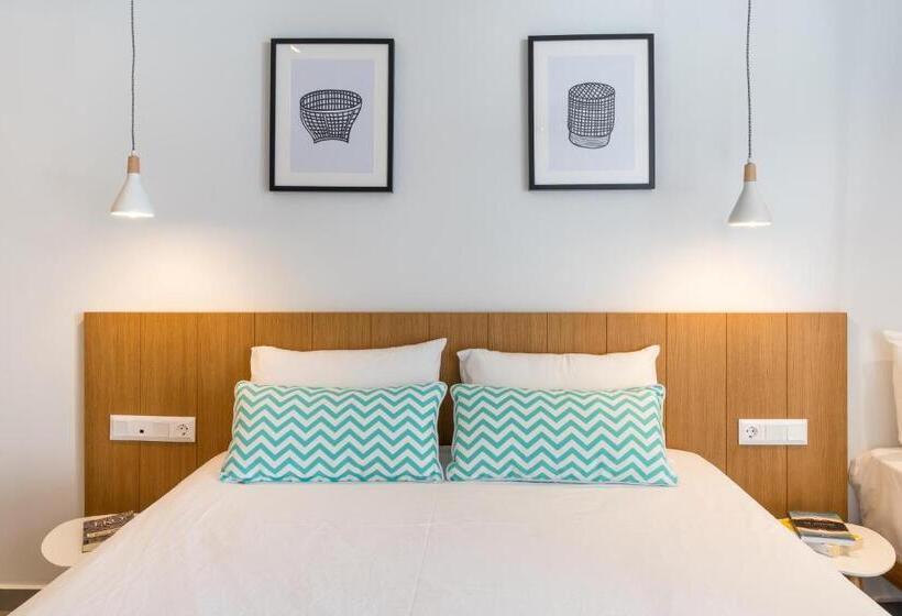 Studio Standard cu Priveliște către Mare, Mougre Studios