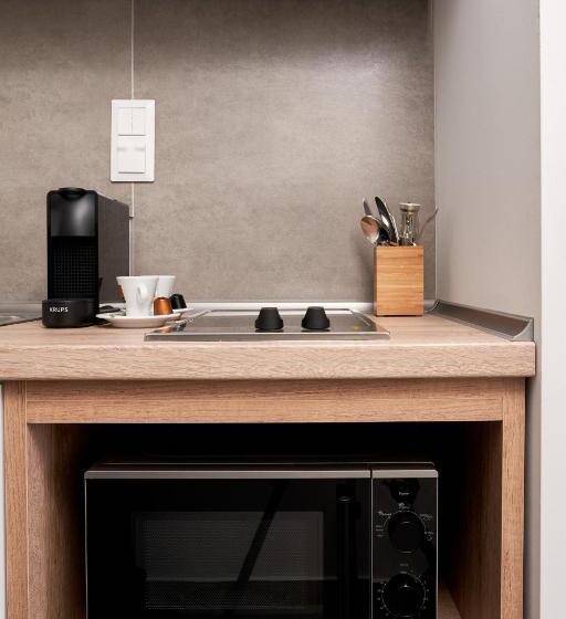 Studio Standard, Mougre Studios