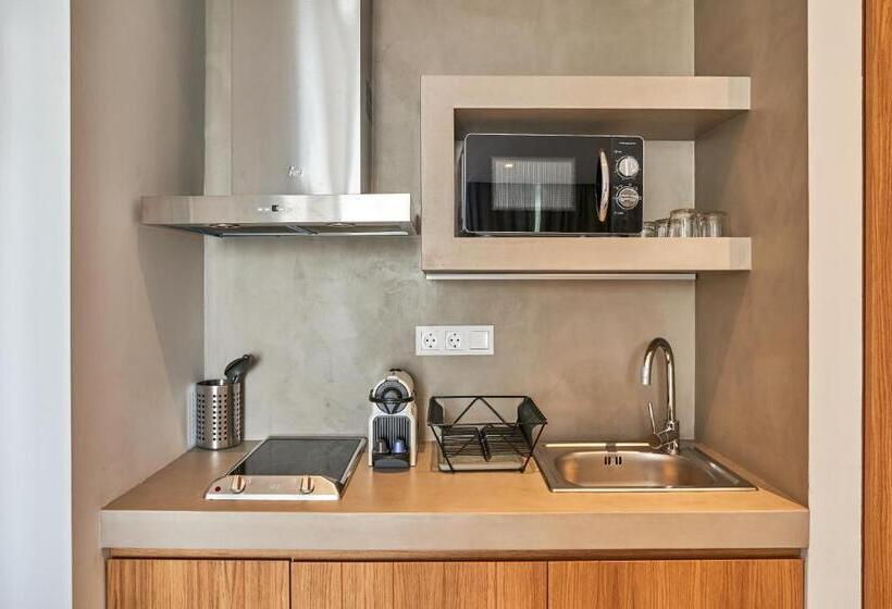 Studio Standard cu Priveliște către Mare, Mougre Studios