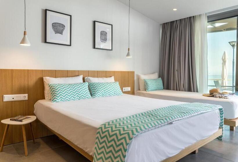 Studio Standard cu Priveliște către Mare, Mougre Studios