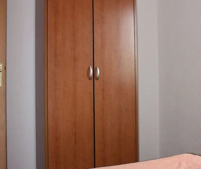 آپارتمان 1 خوابه, Apartments Miki Pag