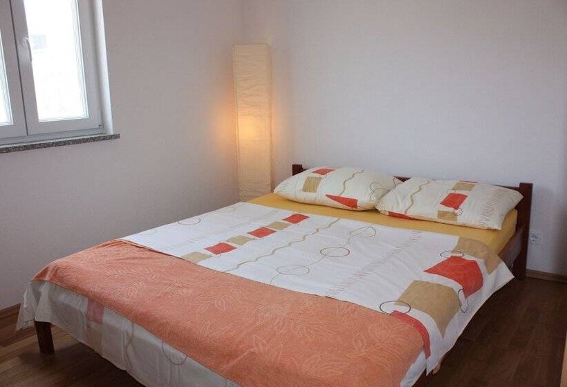 آپارتمان 1 خوابه, Apartments Miki Pag
