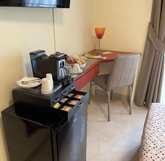 חדר סטנדרט, B&b Ponte Capograssi