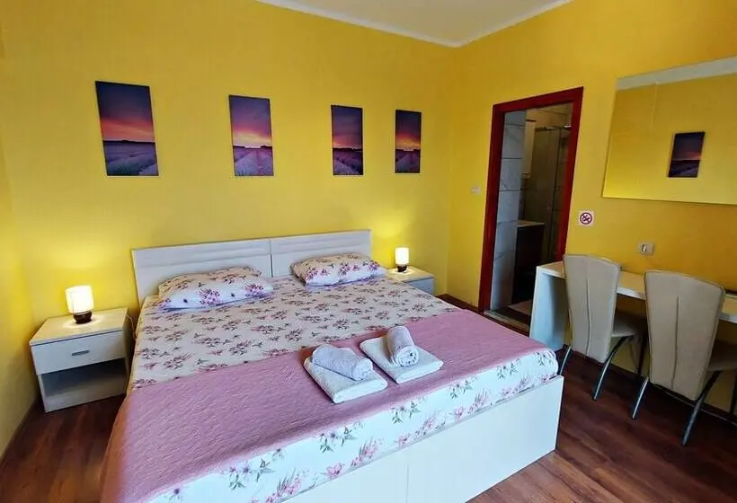 Standard-huone, Apartments And Rooms Vila Irma