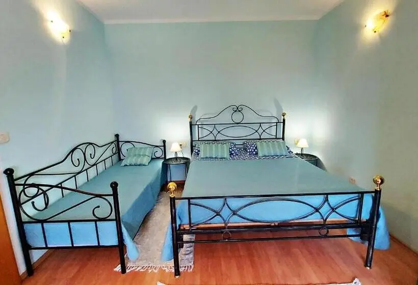 Deluxe-huoneisto 1 Makuuhuone, Apartments And Rooms Vila Irma