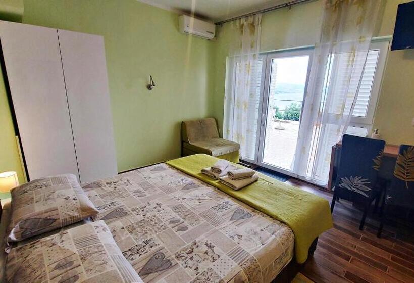 استودیوی استاندارد با چشم‌انداز دریا, Apartments And Rooms Vila Irma