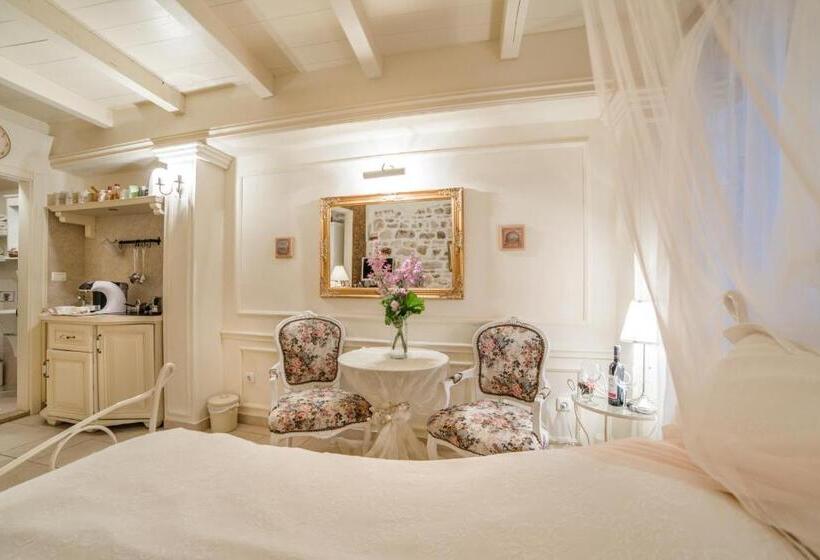 Comfort Szoba, Villa Segalla