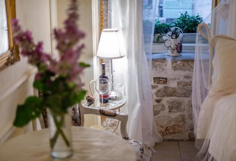 Comfort Szoba, Villa Segalla