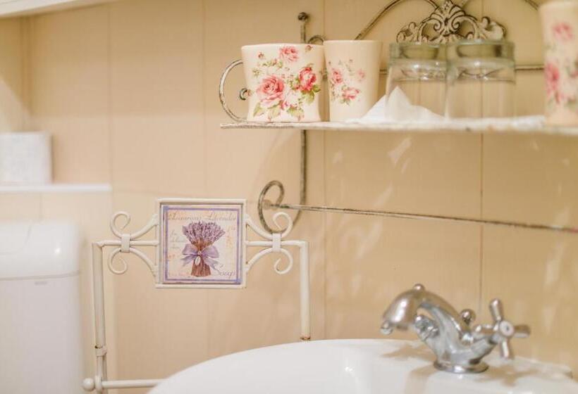 Comfort Szoba, Villa Segalla