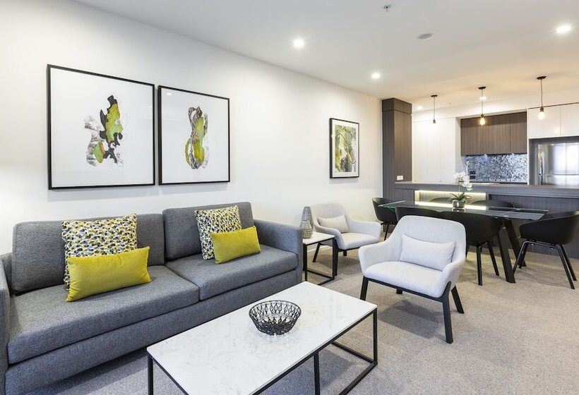 דירת חדר, Qube Broadbeach