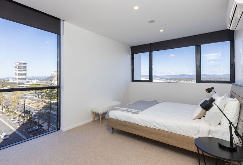 דירה בת חדר שינה 1 צדדית נוף לים, Qube Broadbeach