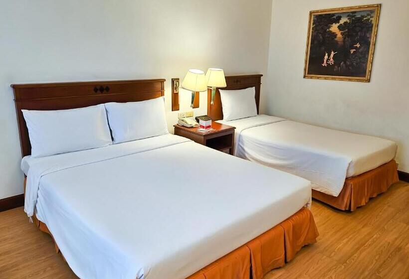 Quarto Superior, Ramada By Wyndham D Ma Bangkok