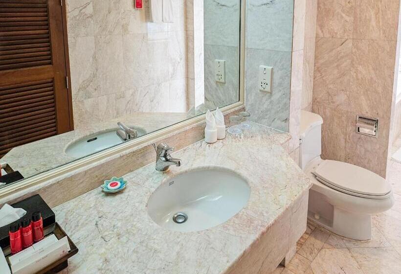 Quarto Superior, Ramada By Wyndham D Ma Bangkok