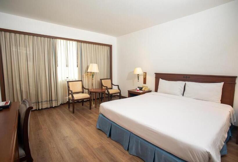 Quarto Superior, Ramada By Wyndham D Ma Bangkok