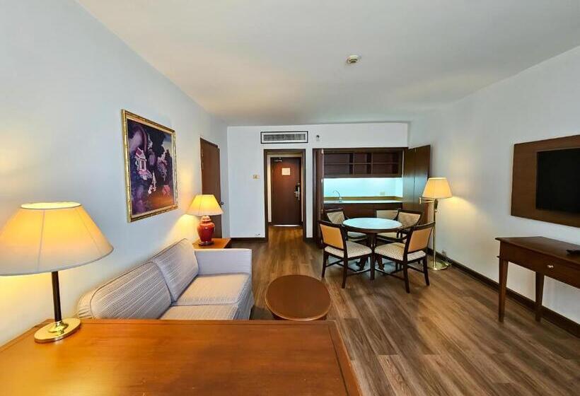 Suíte Deluxe, Ramada By Wyndham D Ma Bangkok
