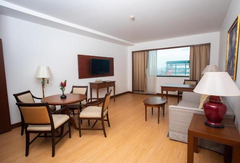 Suite Familiar 2 Quartos, Ramada By Wyndham D Ma Bangkok
