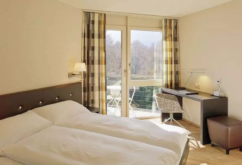 Camera Standard, Seepark Thun