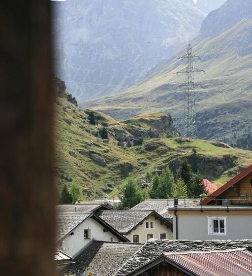 패밀리 룸, Solaria