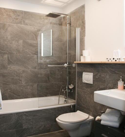 침실 1개 테라스 아파트, Solaria