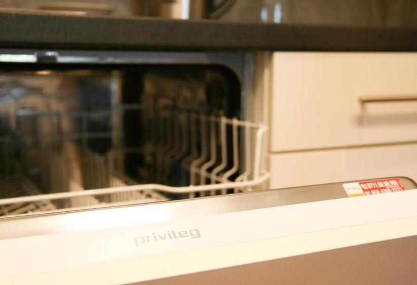 침실 1개 테라스 아파트, Solaria