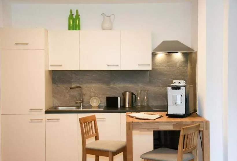 1 Schlafzimmer Apartment mit Terrasse, Solaria