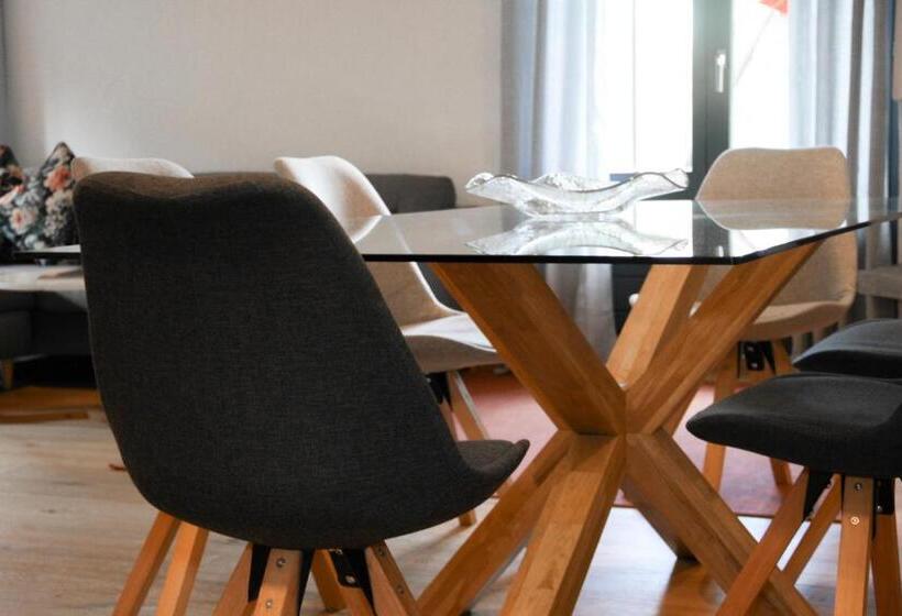 침실 1개 테라스 아파트, Solaria