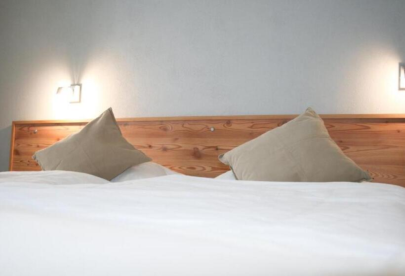 디럭스 패밀리 룸, Solaria