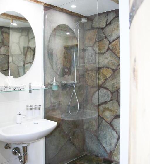 디럭스 패밀리 룸, Solaria