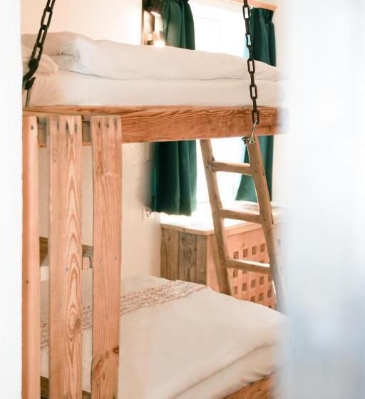 디럭스 패밀리 룸, Solaria