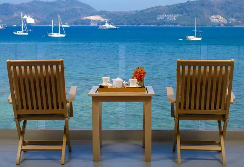 バルコニーつきオーシャンビュースーペリアルーム, Amari Phuket