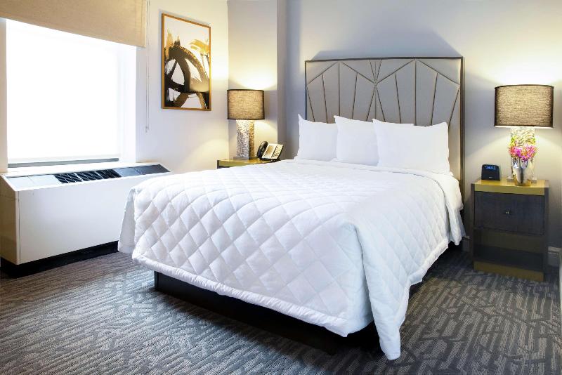 스위트, Amari Phuket