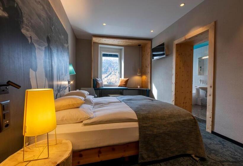 コンフォートルーム, Sporthotel Pontresina