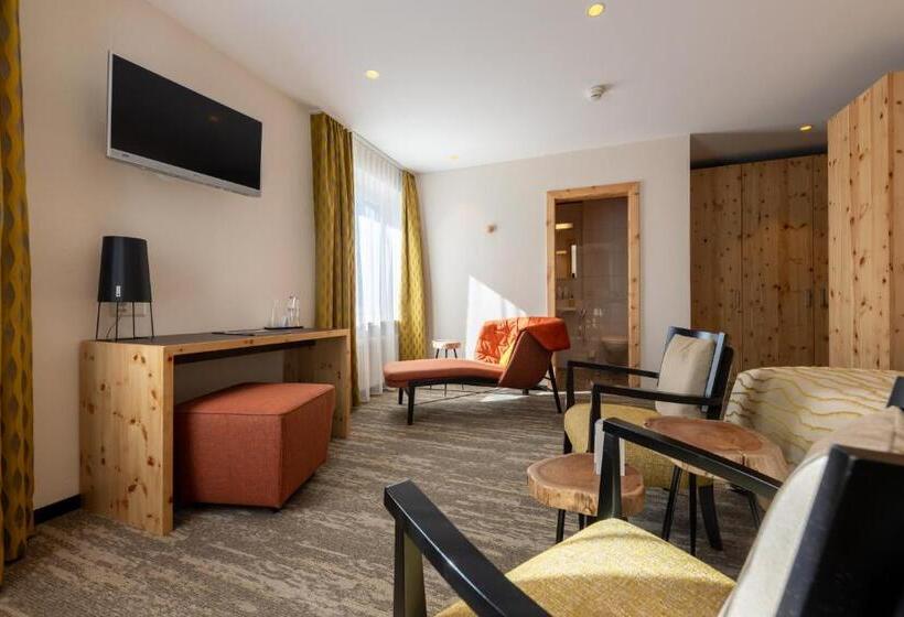 デラックスルーム, Sporthotel Pontresina