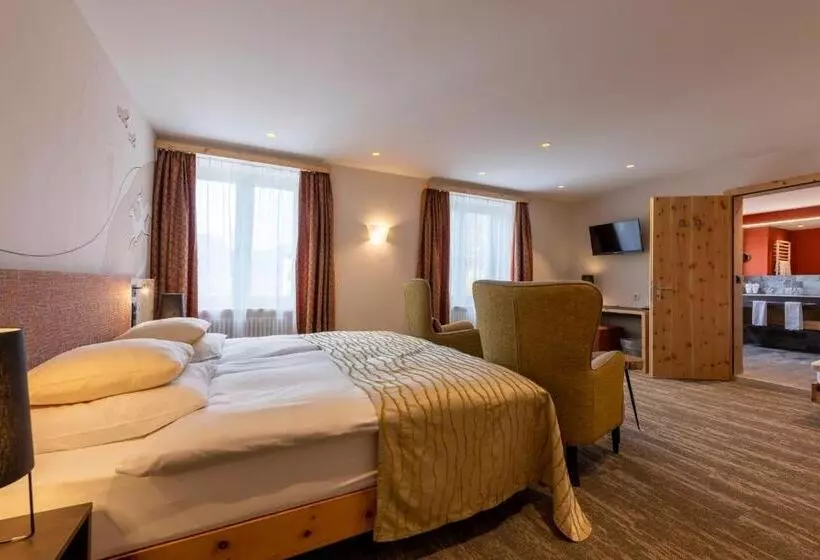اتاق لوکس, Sporthotel Pontresina