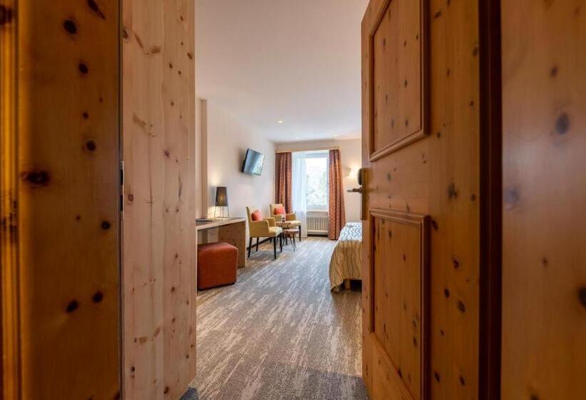 デラックスルーム, Sporthotel Pontresina