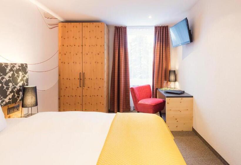 エコノミールーム, Sporthotel Pontresina