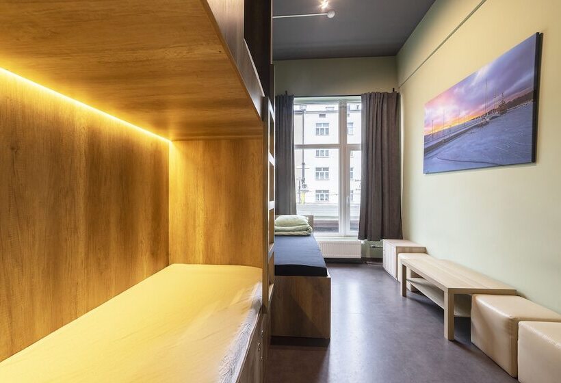 Семейный Номер, 110 Hostel