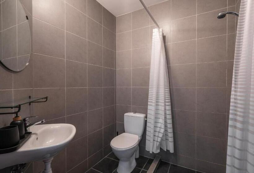 Номер Стандарт, 110 Hostel